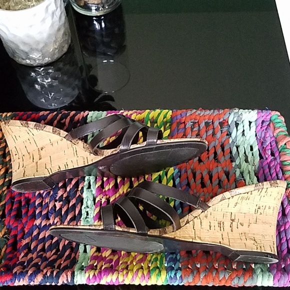 🌲 2 for $15 🌲 Bandolino Wedge in Cork size 8 - Picture 4 of 8